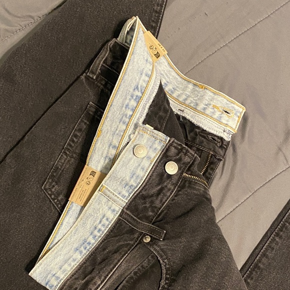 Levi's Charcoal Baggy Jeans - Picture 3 of 6